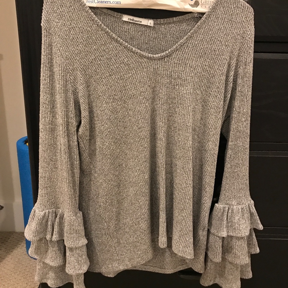 Cute Sweater (Christmas special only)